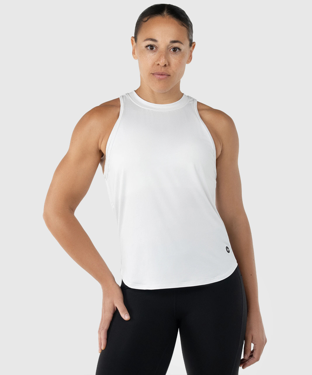 Accelerate Tank White uwomen