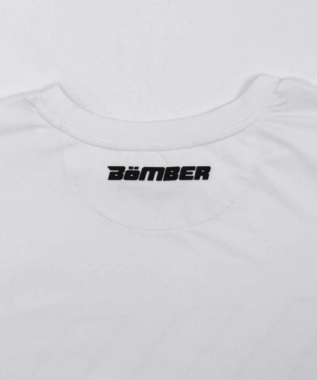 Surge T-Shirt white back logo close-up