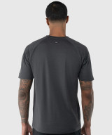 Elevate T-Shirt Black Heather umen