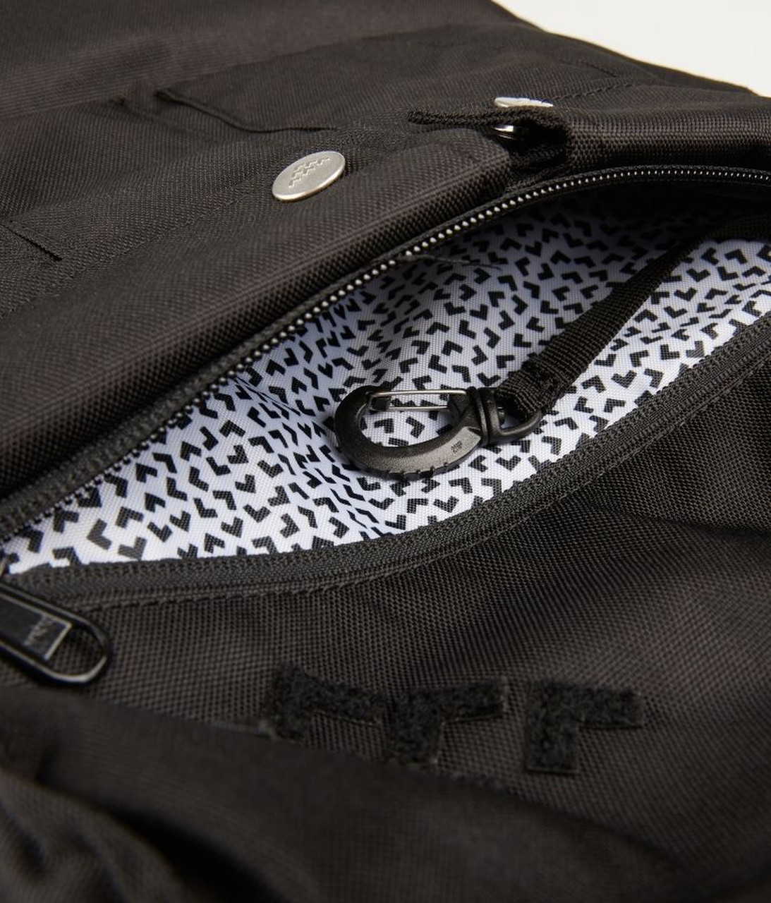 black crows backpack