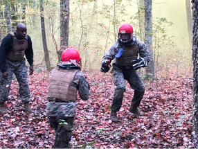 US Marines Use Training Knives for Heavy Practice