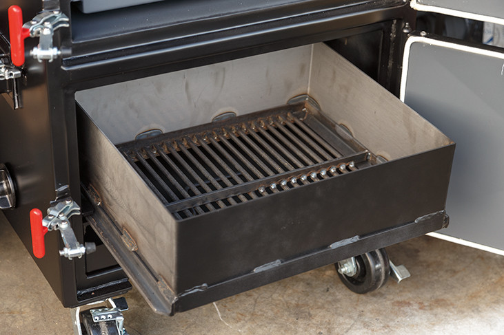 Meadow Creek BX25 Insulated Water Smoker