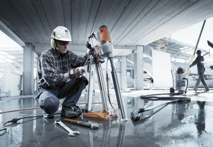 DMS 240 Husqvarna Core Drill & Stand
