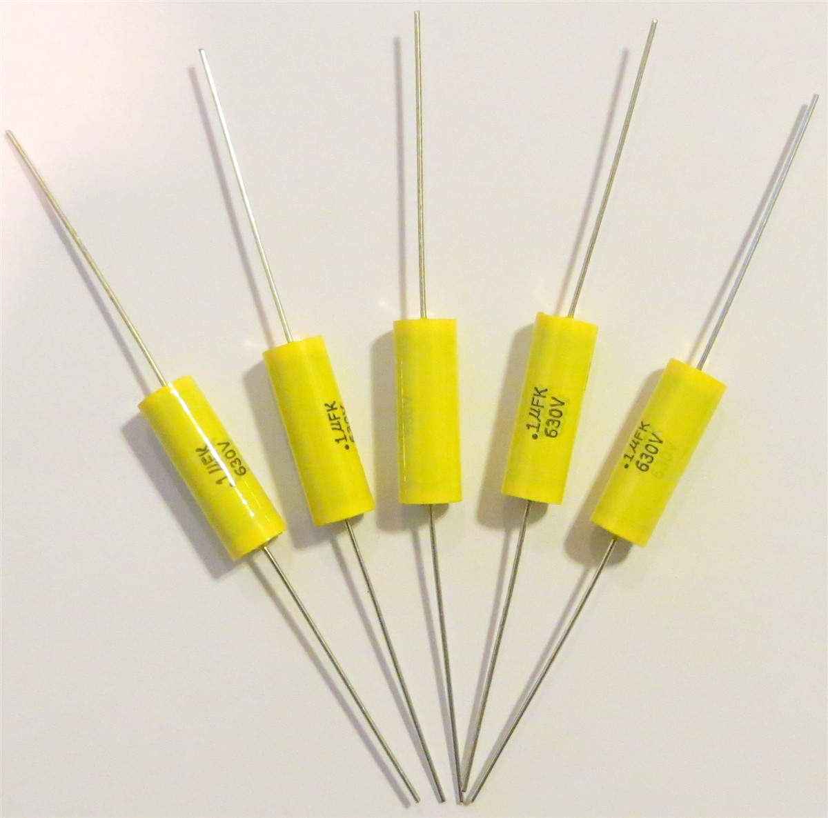 Axial - Film .15mf @ 630V - package of 5 (Item: C-MF.15-630-5)