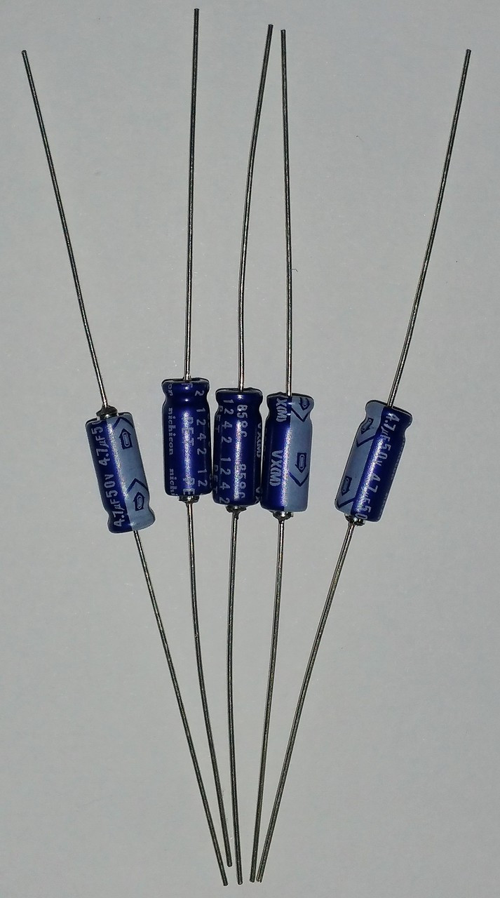 Axial - 4.7mf @ 50V - package of 5 (Item: C-EA4.7-50-5)