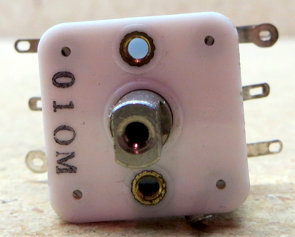 4 Section AM/FM Transistor Style Variable Capacitors-New Old Stock-Box of 50