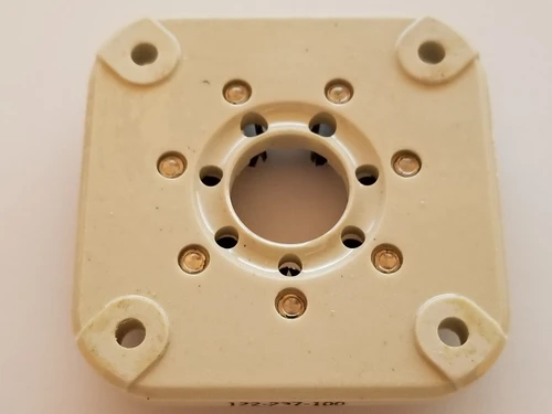 Ceramic 7 Pin Socket-E.F. Johnson Part #122-237-100 (Item: NOS-SKT-43)