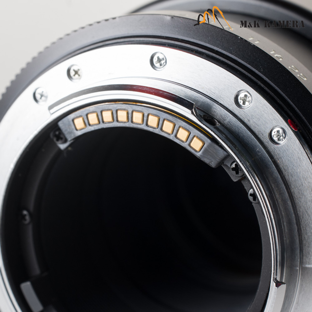 Leica Vario-Elmar-R 105-280mm F/4.2 Lens Yr.1996 Germany