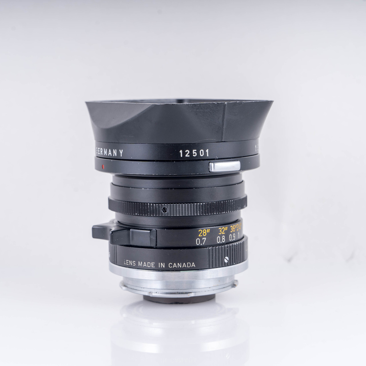 LEITZ Leica Elmarit M 28mm F/2.8 Ver.II Lens Yr.1972 Canada #10925