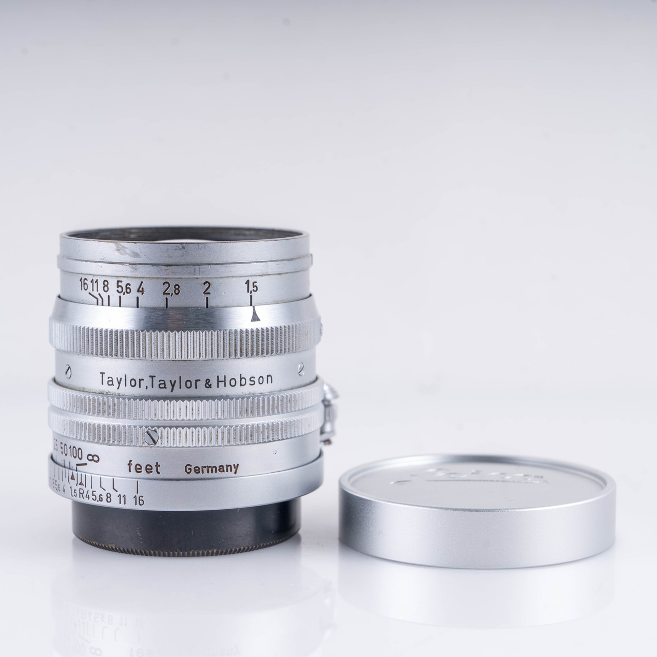 LEITZ Leica Summarit L39 50mm F/1.5 Lens Yr.1950 LTM Germany