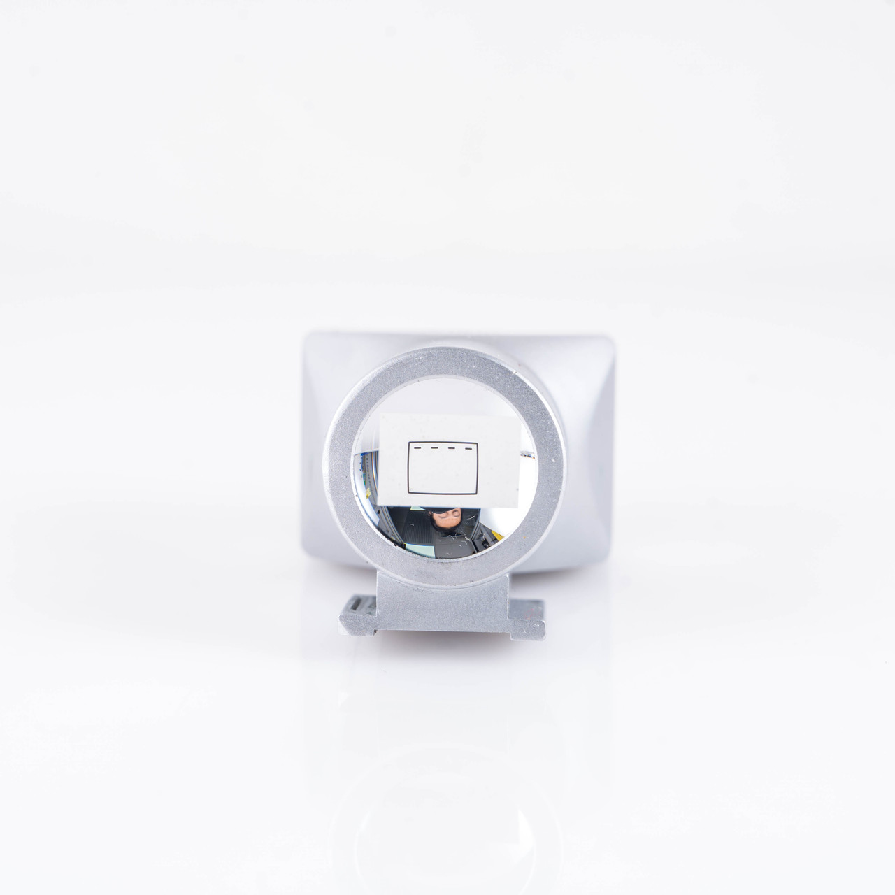 LEICA ライカ 35mm ビューファインダー SBLOO 12010 Leica 35mm Viewfinder SBLOO | Blue Moon Camera