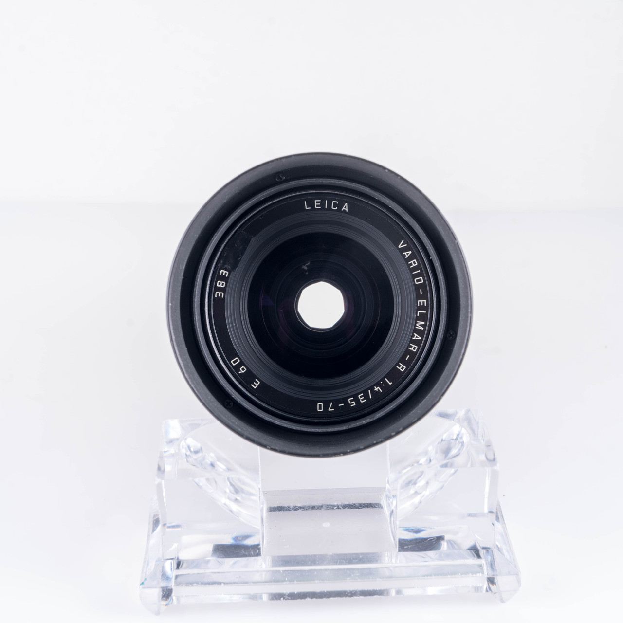 Leica Vario-Elmar-R 35-70mm/F4.0 E60 Lens Yr.1998 Japan 11277
