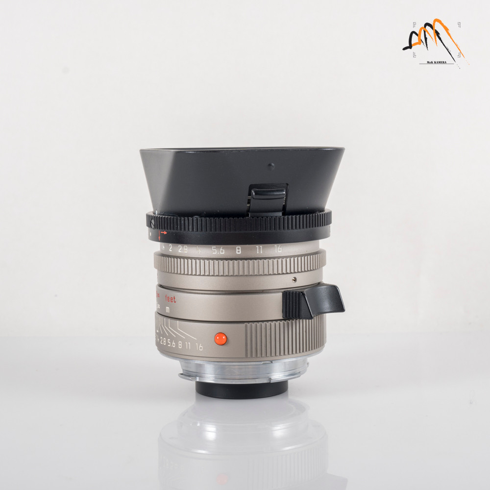 Leica Summilux-M 35mm F/1.4 ASPH Titan Lens Yr.1996 Germany 11859