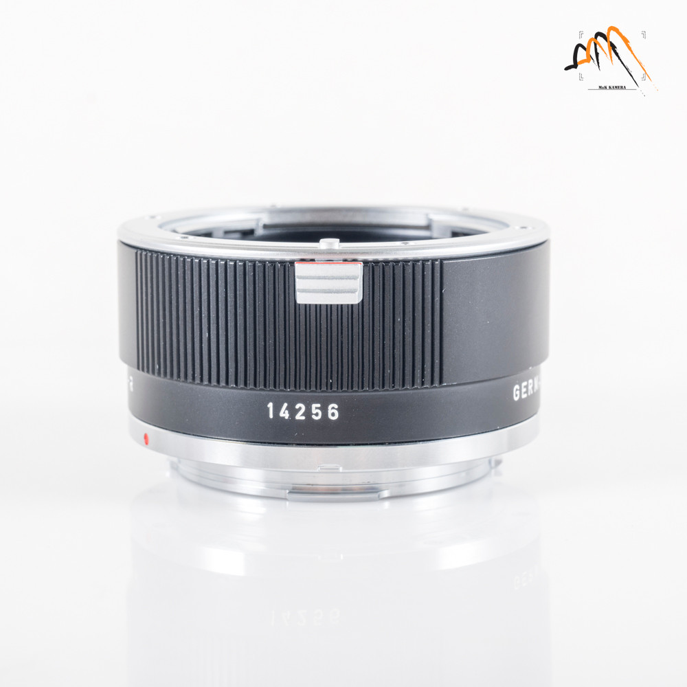 Leica Macro-Adapter-R 14256 for 3 cam / R-only R lens #88331 - M
