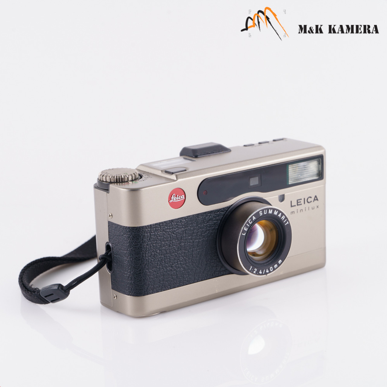 Leica Minilux Summarit 40mm f/2.4 Titanium Film Point