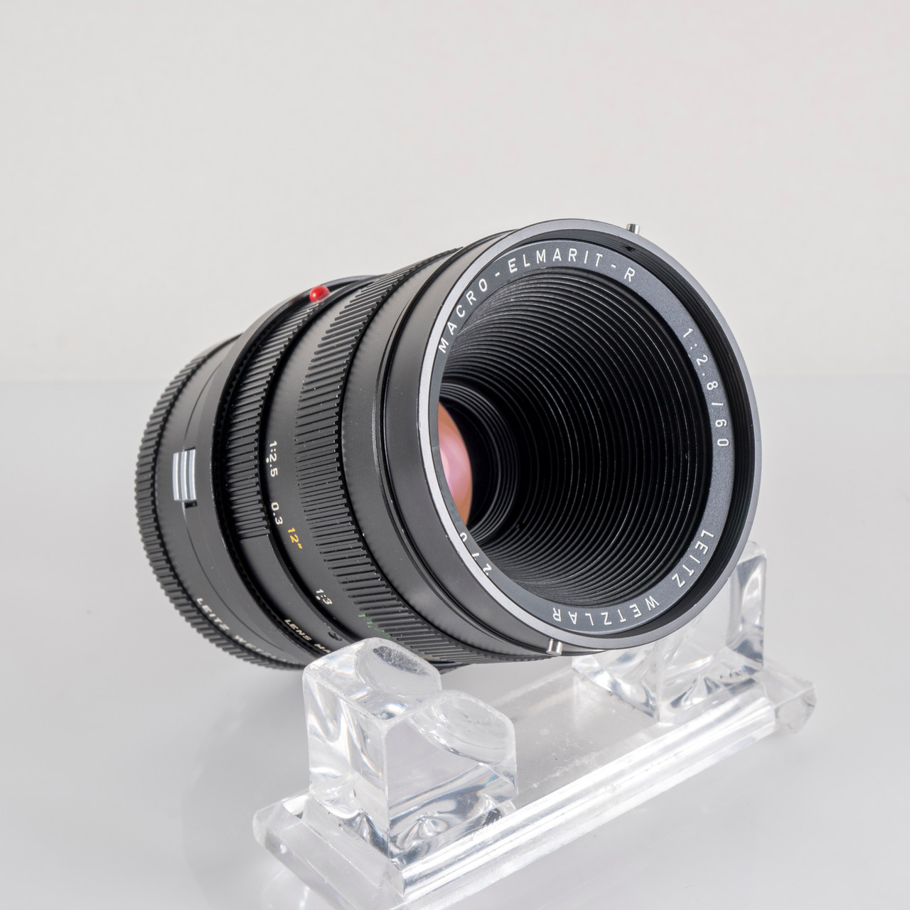 Leica Macro-Elmarit-R 60mm F/2.8 w/ 1:1 Extension tube boxed 11203