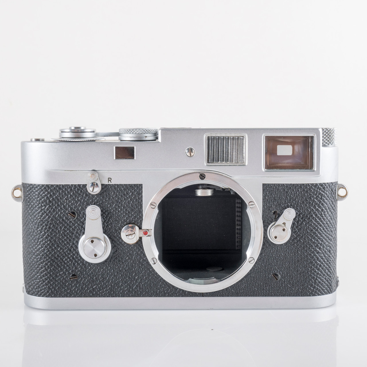 Leica M2 Silver Film Rangefinder Camera #11952 - M & K Kamera