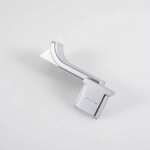 Leica Thumb Support Silver 24015 Thumbs up for M10 #88667