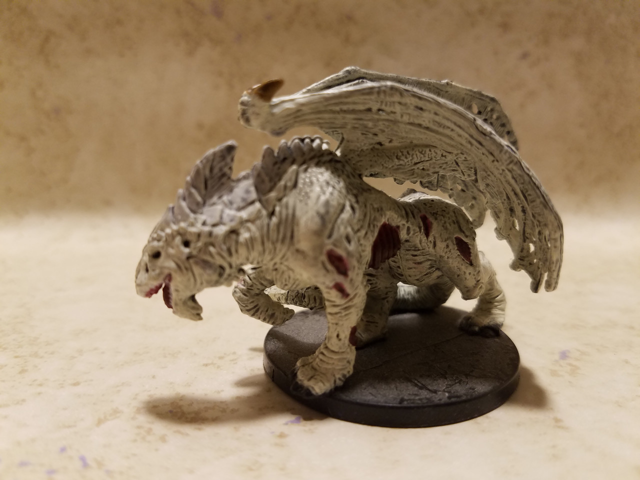 Zombie White Dragon #60 RARE Deathknell D&D Miniatures