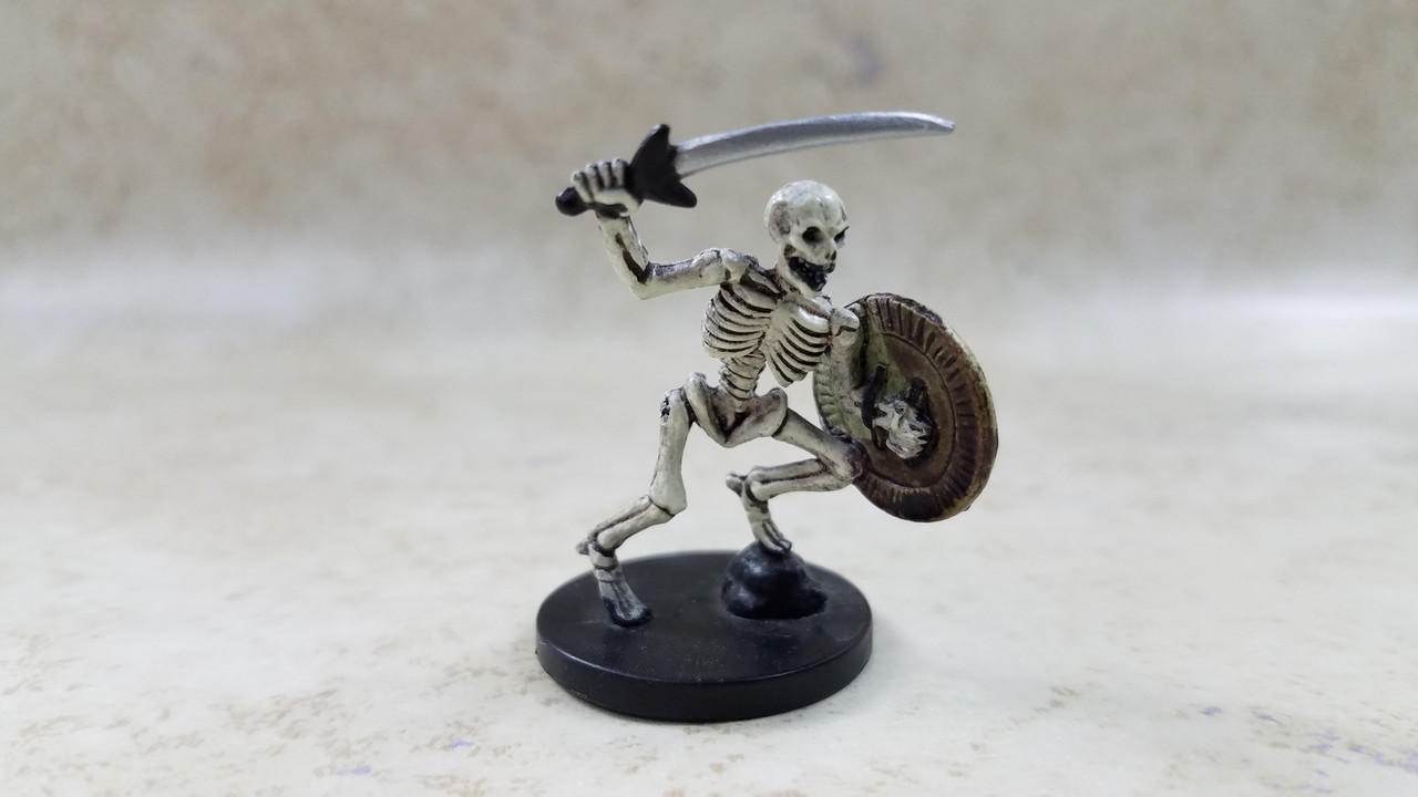 Basic Set - HTF FIGURE!! WARRIOR SKELETON  #D&DB8  Skeletal! D&D Miniature 