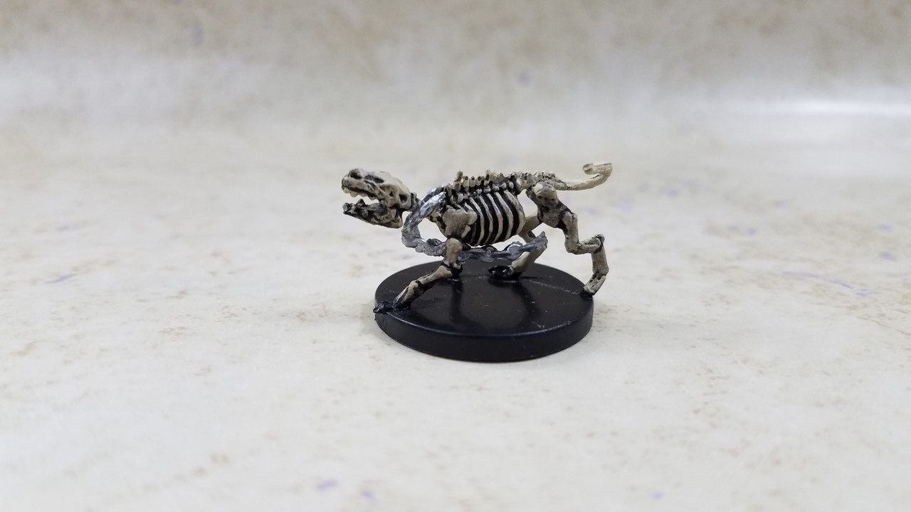 Wolf Skeleton #9 Basic Game 2004 D&D Miniatures D&DB9