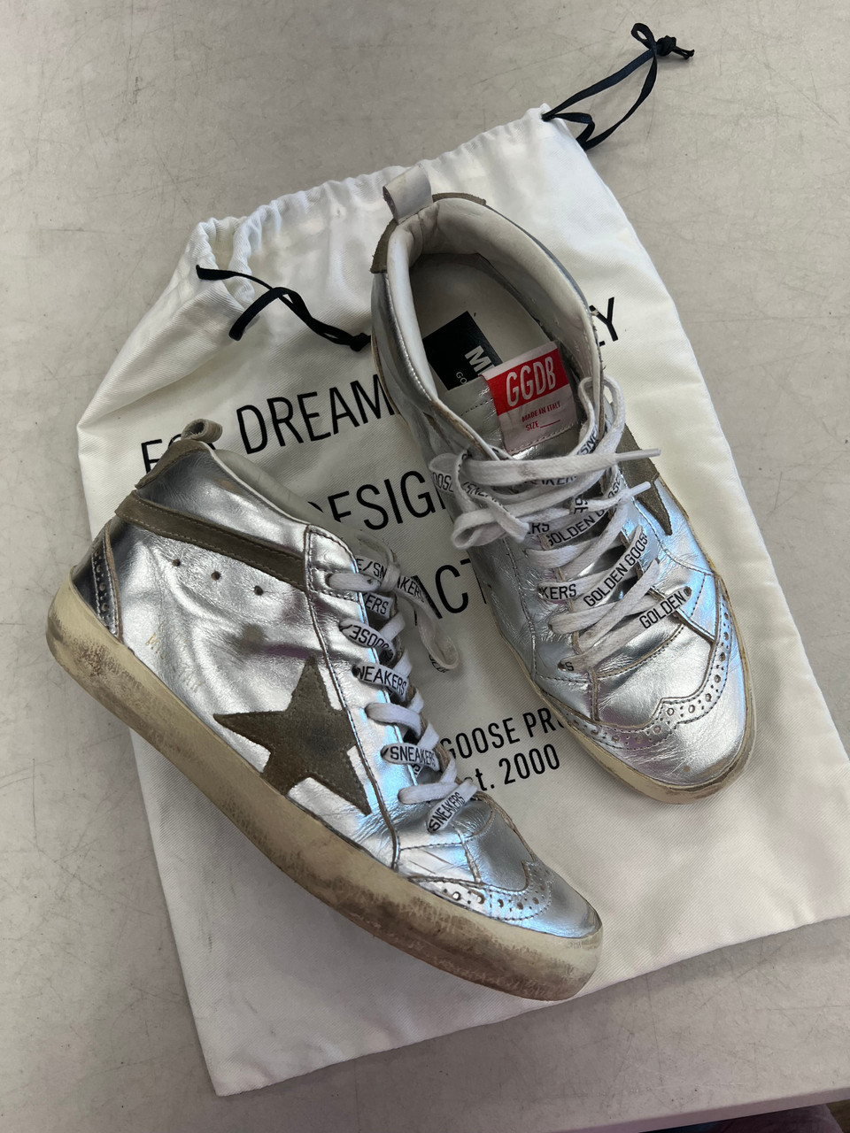 値下げ中ゴールデングース　ブラック　レザー Used Golden Goose Outerwear Boots 6.5