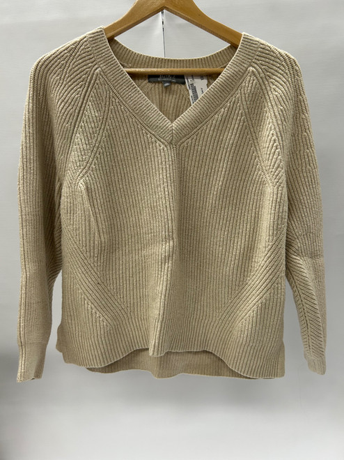Vist Large View of Product Image Which is Used Unbranded Lightweight Sweater S-4/6