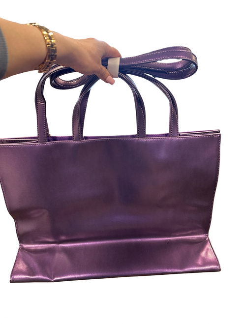 Vist Large View of Product Image Which is Used Unbranded Large Handbag