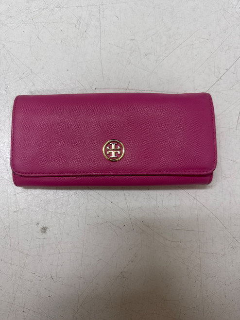 Vist Large View of Product Image Which is Used Tory Burch Leather Wallet