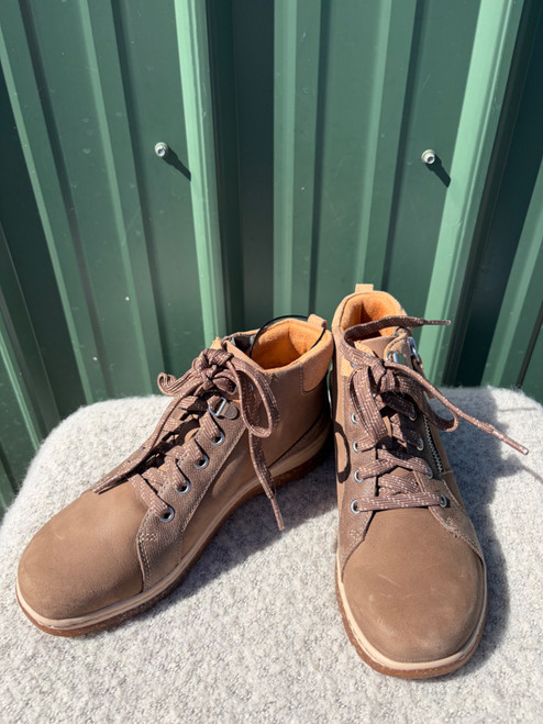 Vist Large View of Product Image Which is Used Clarks Ankle Boots 7.5
