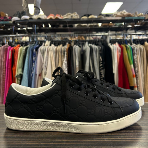 Vist Large View of Product Image Which is Used Gucci Mens Casual Shoes 9.5