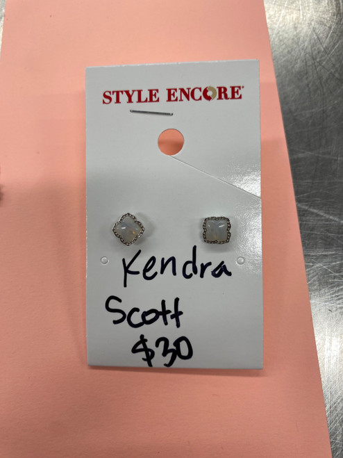 Vist Large View of Product Image Which is Used Kendra Scott Earrings