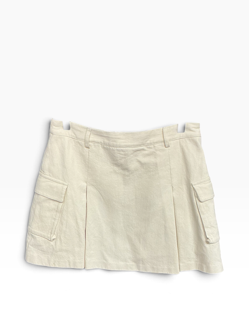 Vist Large View of Product Image Which is Used English Factory Short Skirt 8-29