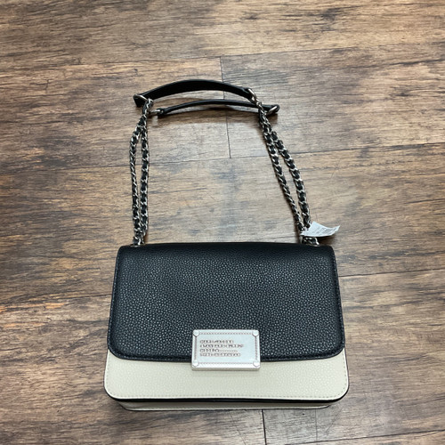 Vist Large View of Product Image Which is Used Marc By Marc Jacobs Large Leather Handbag