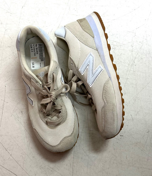 Vist Large View of Product Image Which is Used New Balance Performance Shoes 8.5