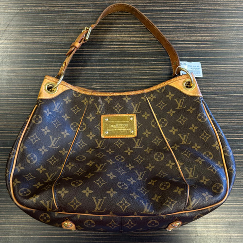 Vist Large View of Product Image Which is Used Louis Vuitton Galleria PM Large Leather Handbag