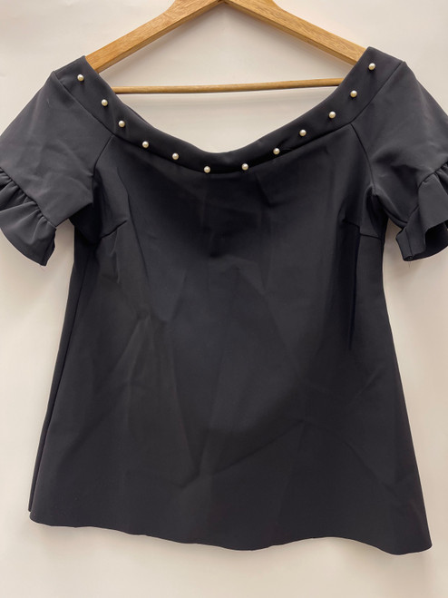 Vist Large View of Product Image Which is Used Chiara Boni Short Sleeve Top S-4/6