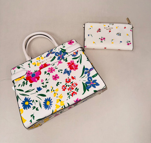 Vist Large View of Product Image Which is Used Kate Spade New York with Wallet