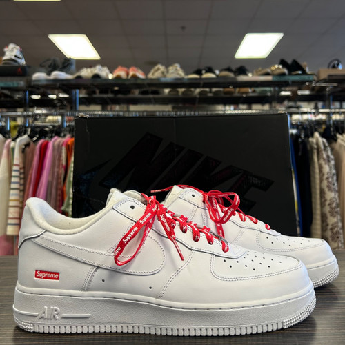 Vist Large View of Product Image Which is Used Nike Supreme Mens Casual Shoes 11
