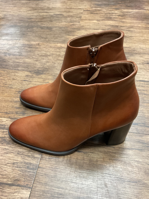 Vist Large View of Product Image Which is Used Paul Green Ankle Boots 6.5