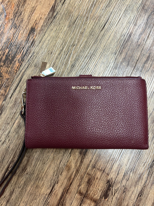 Vist Large View of Product Image Which is Used Micheal Kors  Leather Wallet