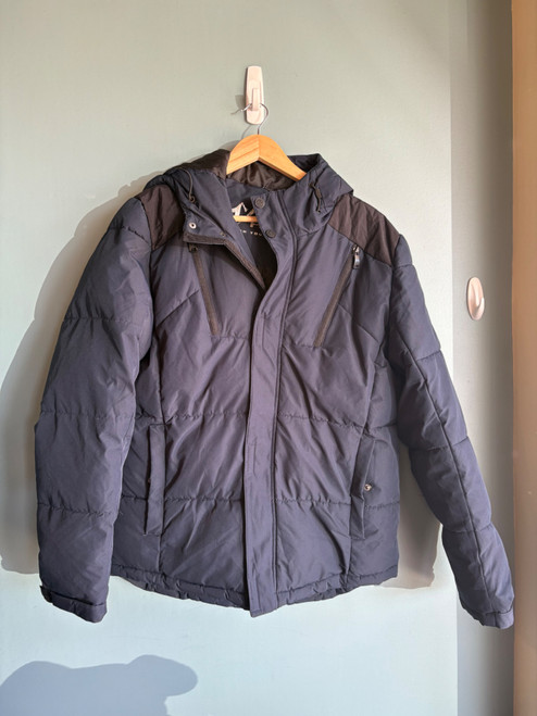 Vist Large View of Product Image Which is Used Unbranded Short HeavyCoat M-8/10