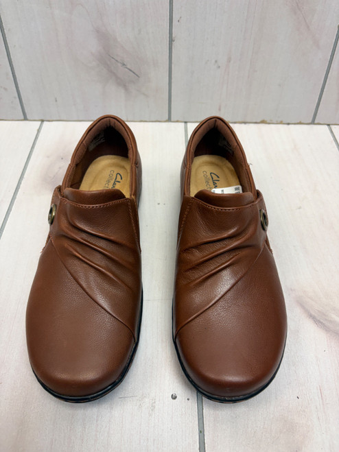 Vist Large View of Product Image Which is Used Clarks Clogs 8