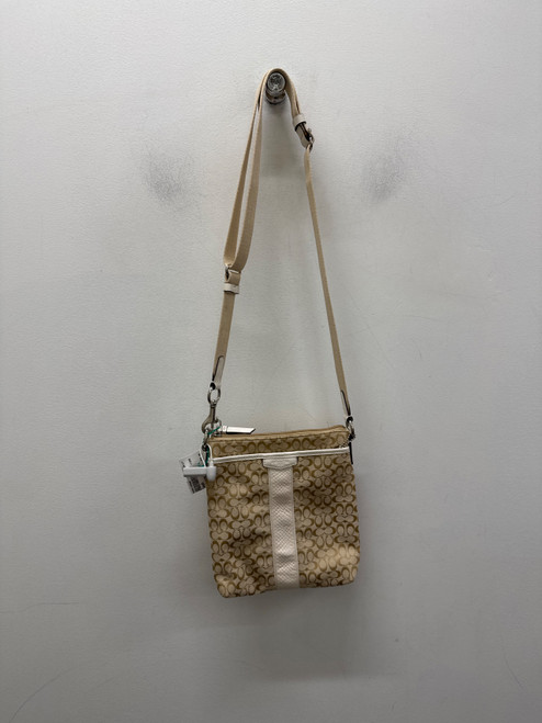 Vist Large View of Product Image Which is Used Cream Coach Small Handbag
