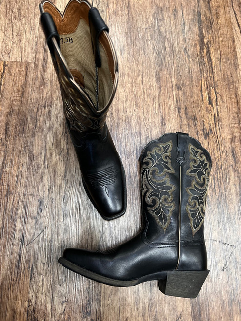 Vist Large View of Product Image Which is Used Ariat Tall Boots 7.5
