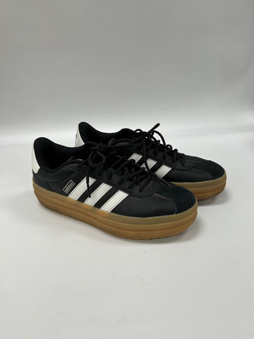 Vist Large View of Product Image Which is Used Adidas Casual Shoes 8.5