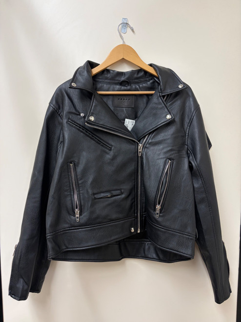 Vist Large View of Product Image Which is Used Blank NYC Short HeavyCoat XL-16