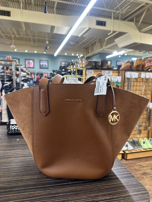 Vist Large View of Product Image Which is Used Michael Kors Large Leather Handbag