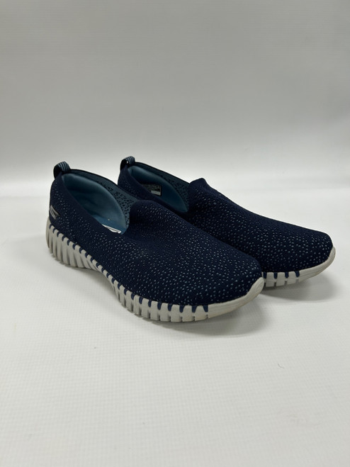 Vist Large View of Product Image Which is Used Skechers Casual Shoes 9.5