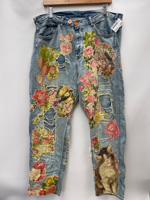 Vist Large View of Product Image Which is Used Magnolia Pearl Denim OSFM (M/L)